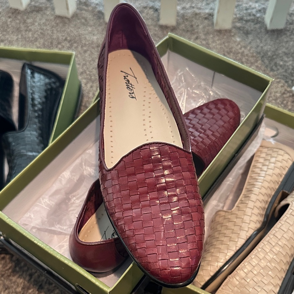 Trotters Burgundy Woven Slip-On Shoes - Picture 2 of 4